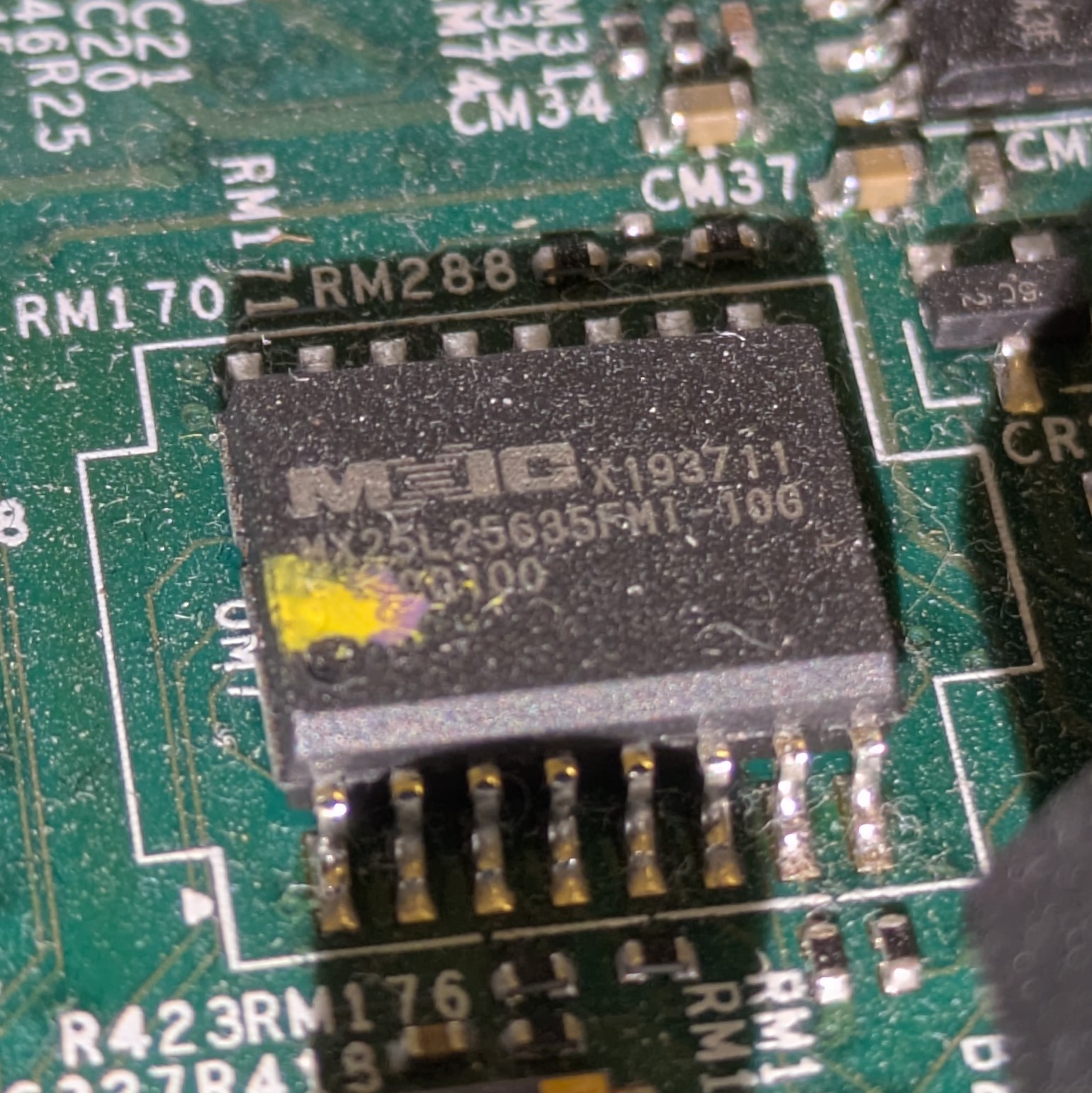 Macronix MX25L25635F